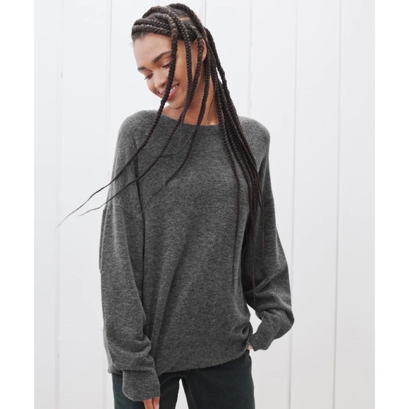Jenni Kayne Sweaters - NWT Jenni Kayne Marina Pullover (size S)